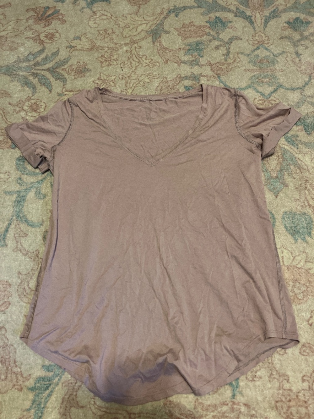 lululemon v neck